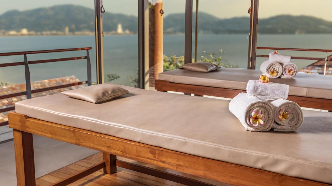 Villa Chelay Kamala Beach Exteriör bild